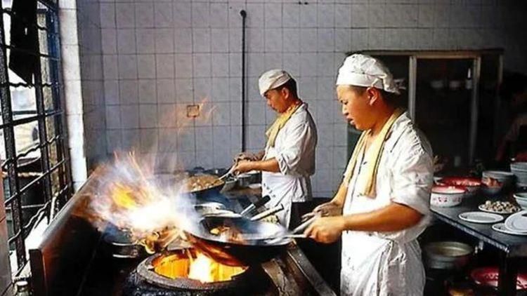 欧美成人猛男性色生活